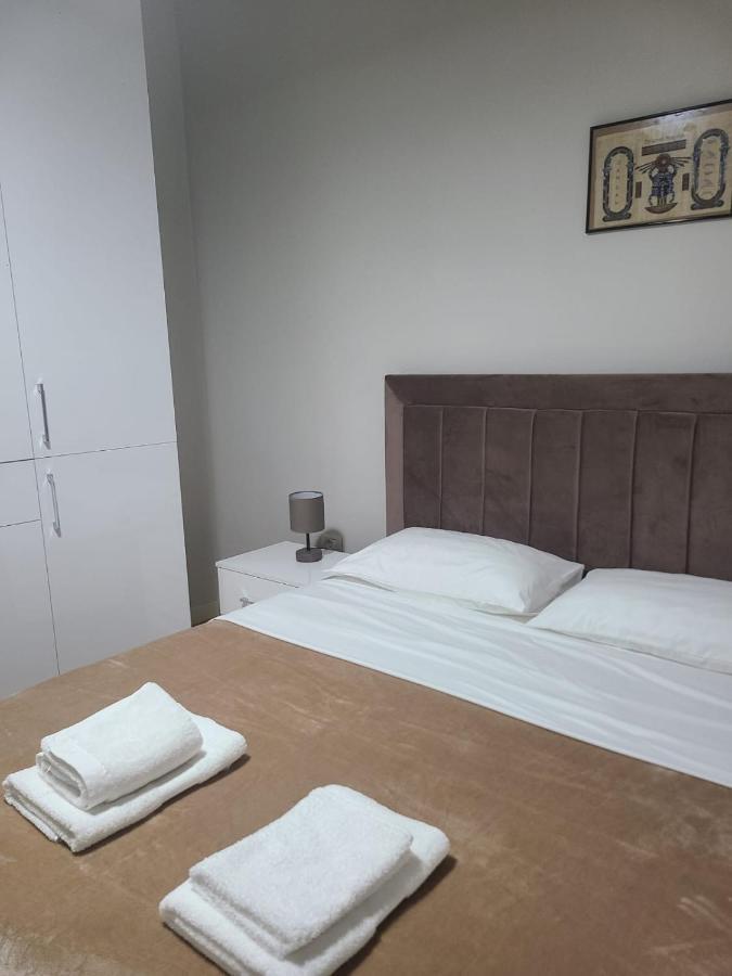 Home Inn Apartaments Tirana Kültér fotó